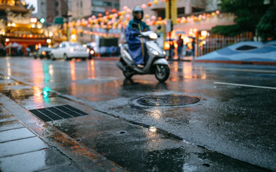 Cómo conducir con lluvias